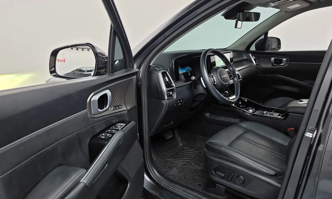 Kia Sorento — фото 9