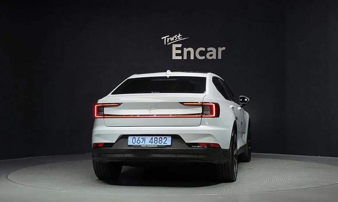 Polestar Polestar 2 — фото 2
