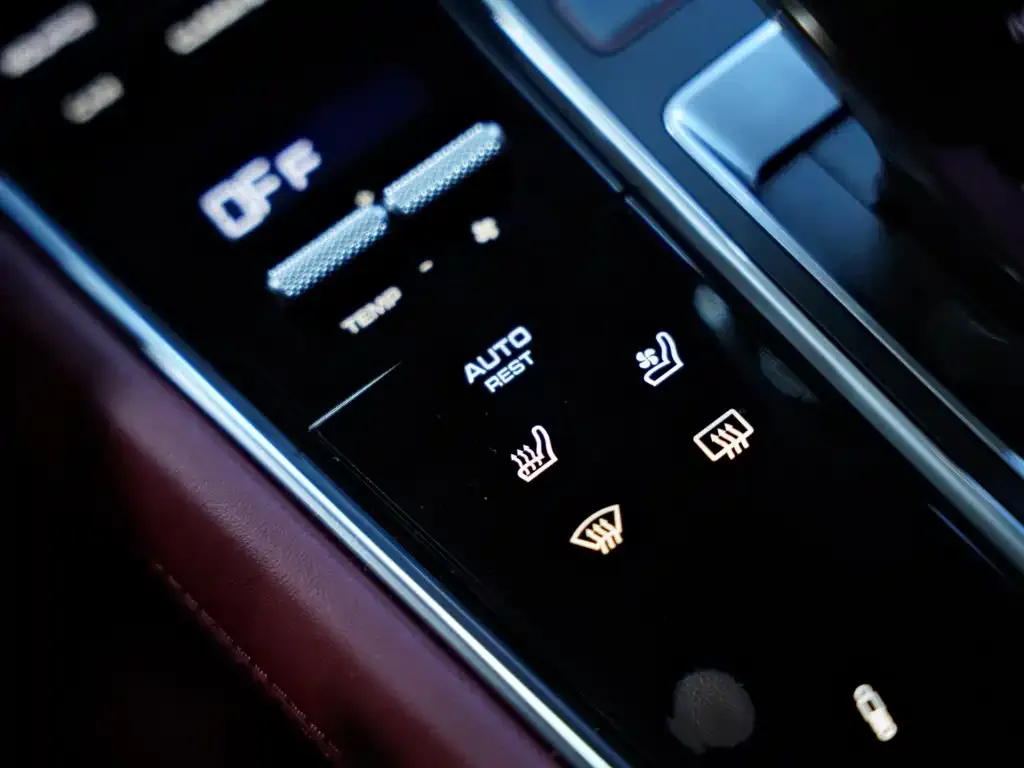 Porsche Panamera — фото 10