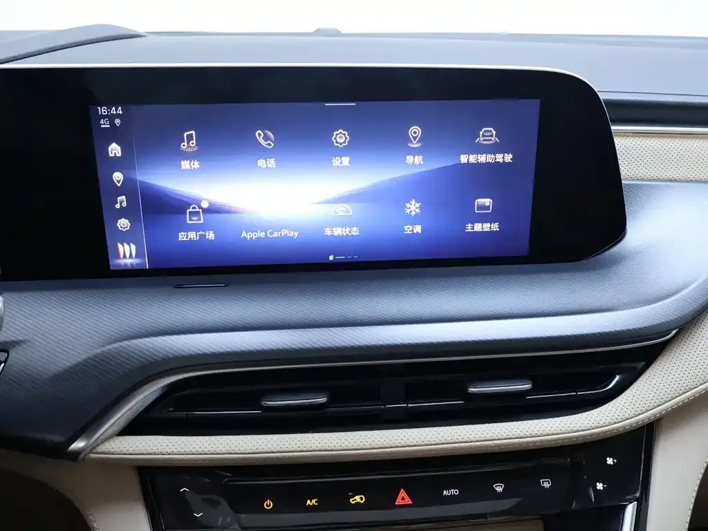 Buick GL8 Hybrid — фото 6