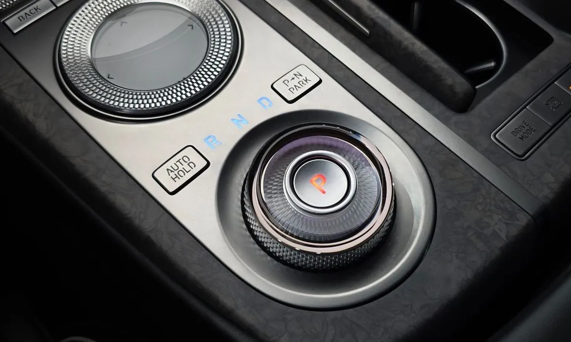 Genesis G80 — фото 9