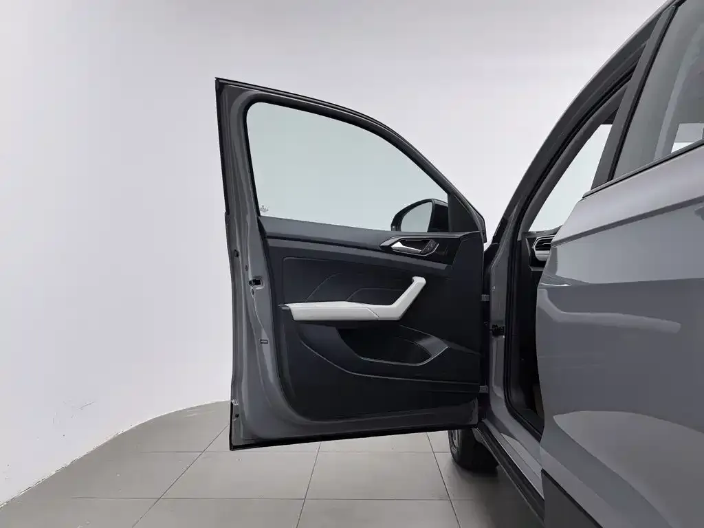 Volkswagen Tharu — фото 8