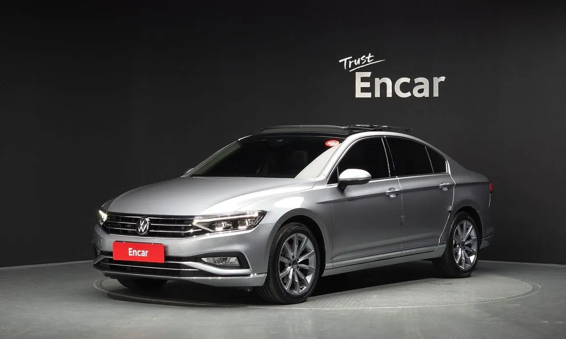 Volkswagen Passat — фото 1