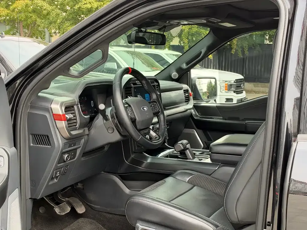 Ford F-150 Raptor — фото 10