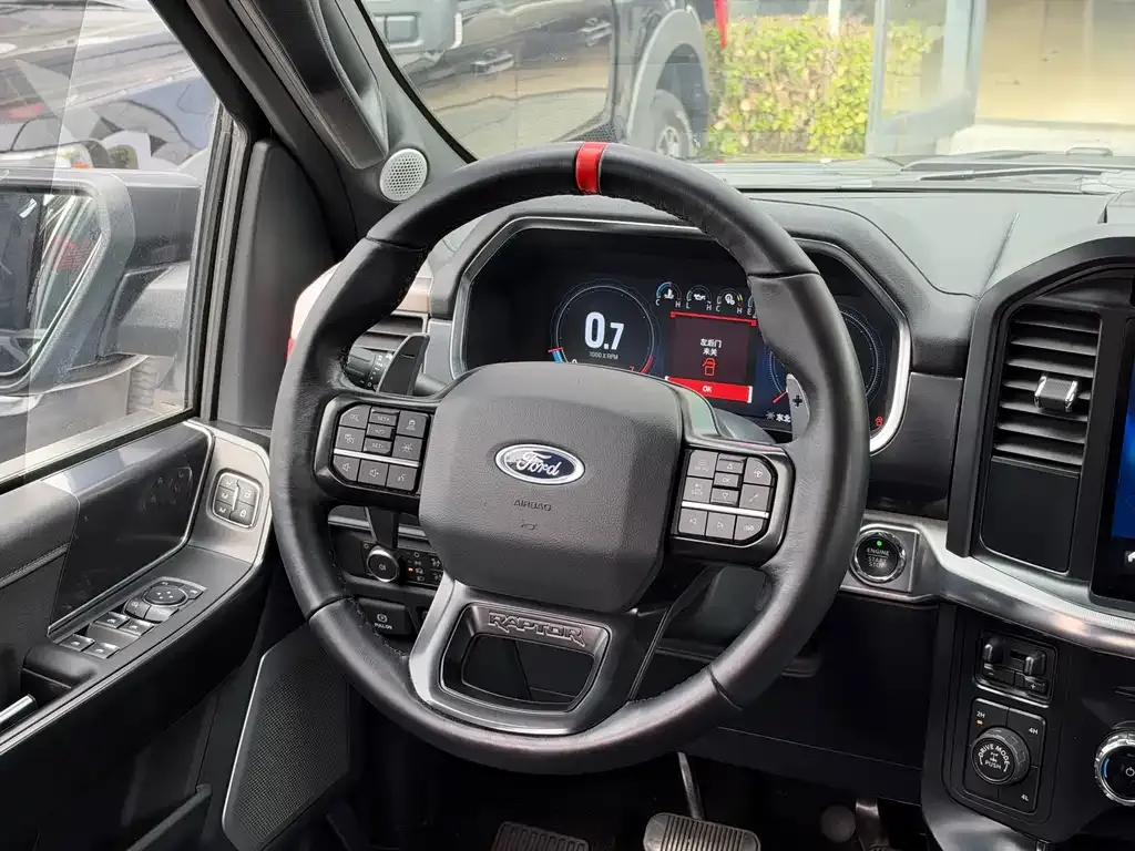 Ford F-150 Raptor — фото 2