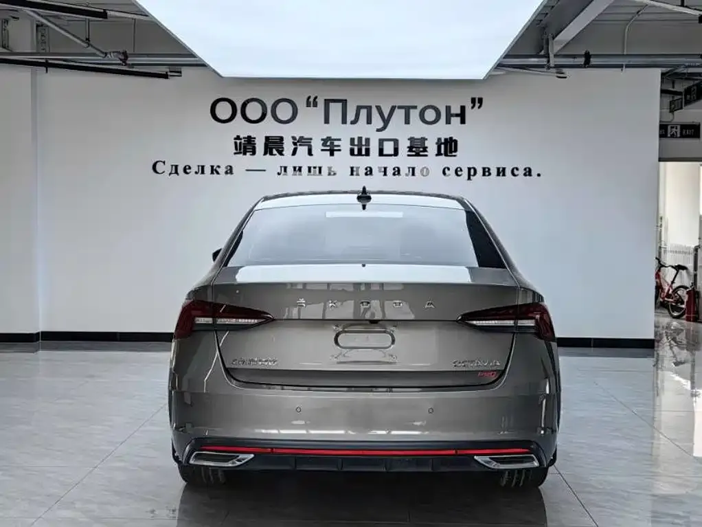 Skoda Octavia — фото 5