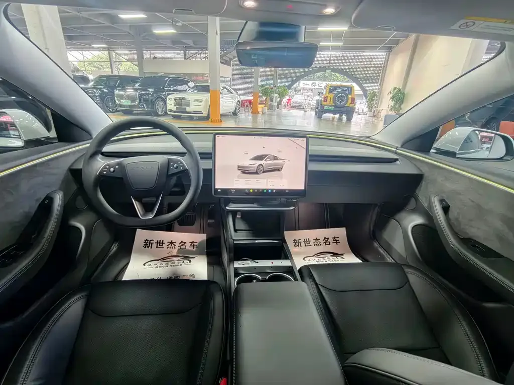 Tesla Model 3 — фото 8