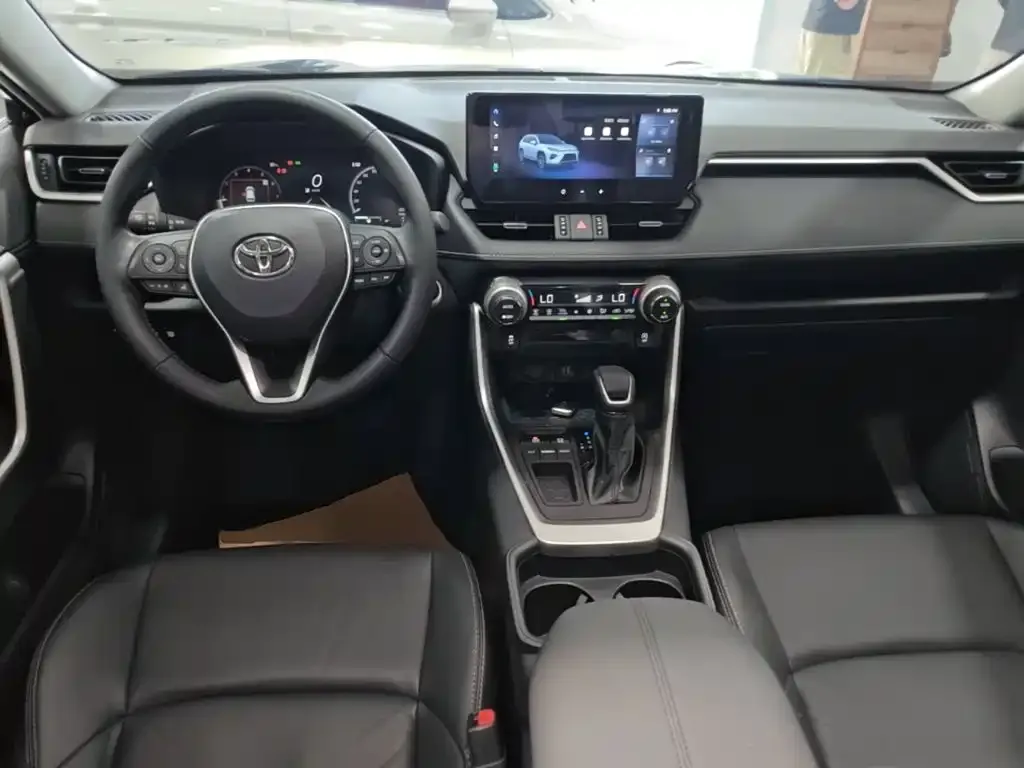 Toyota Wildlander — фото 10