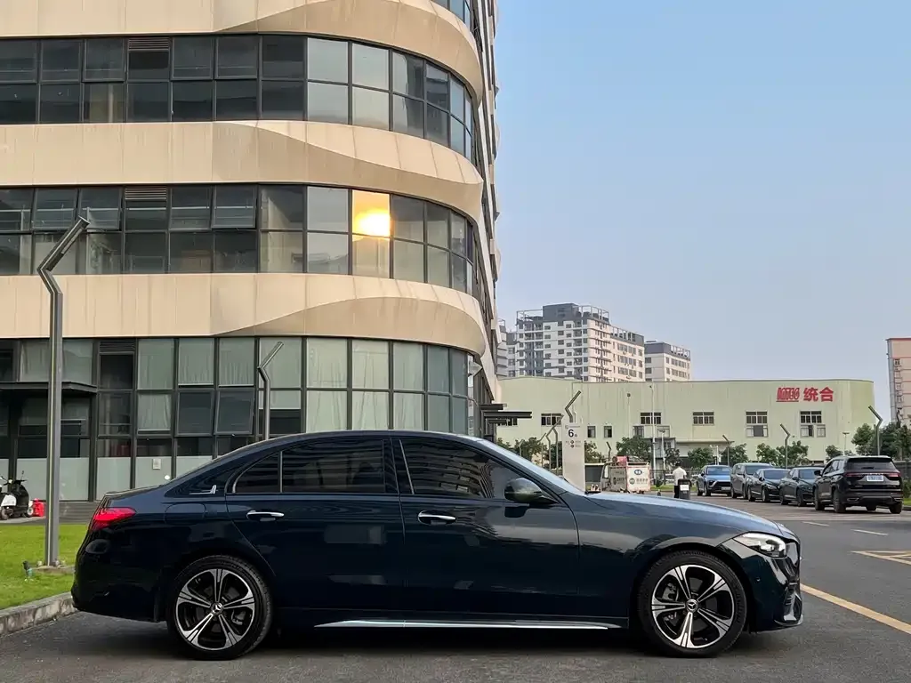 Mercedes-Benz C-Class — фото 2