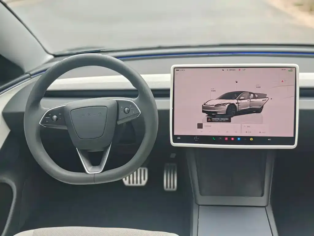Tesla Model 3 — фото 3