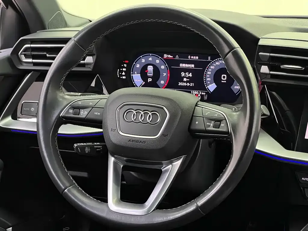 Audi A3 — фото 2