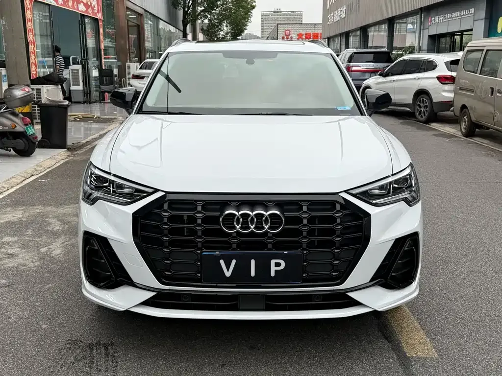 Audi Q3 — фото 5