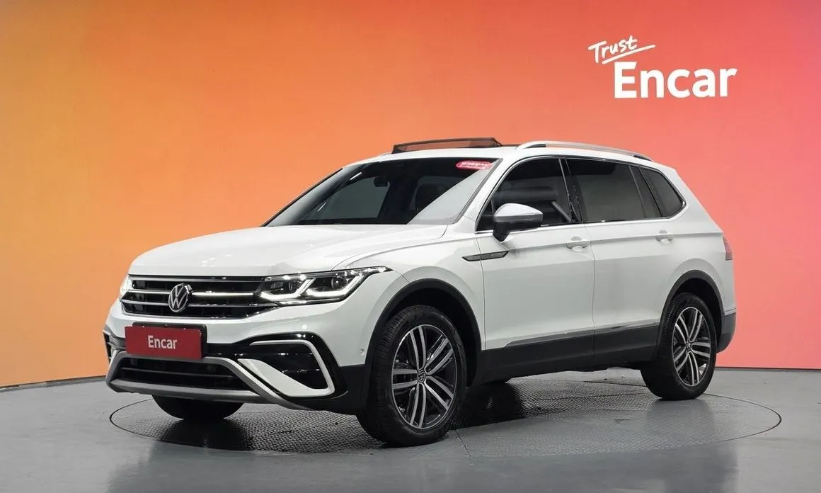 Volkswagen Tiguan — фото 1