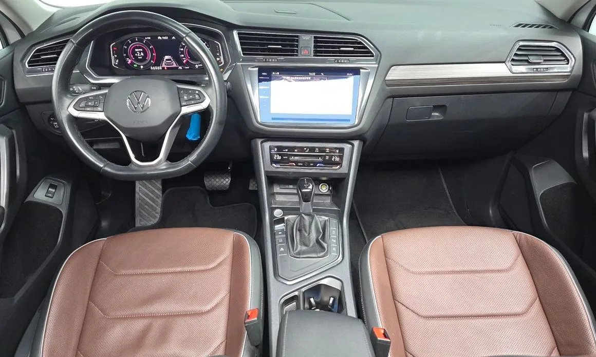 Volkswagen Tiguan — фото 10