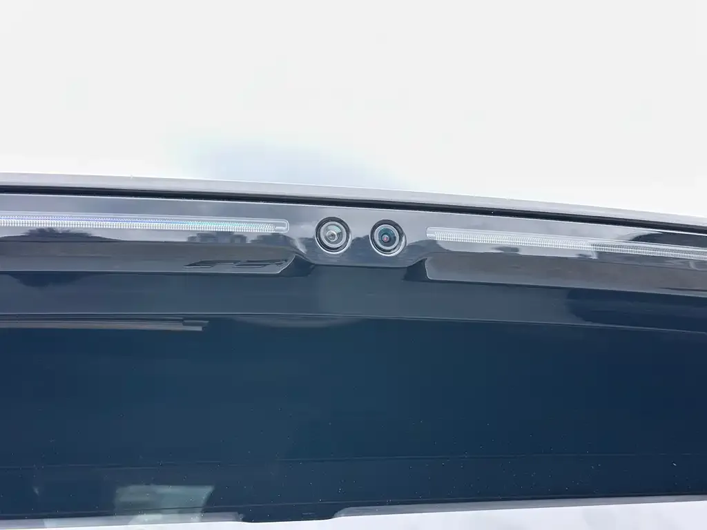 Li Auto Li i8 — фото 6