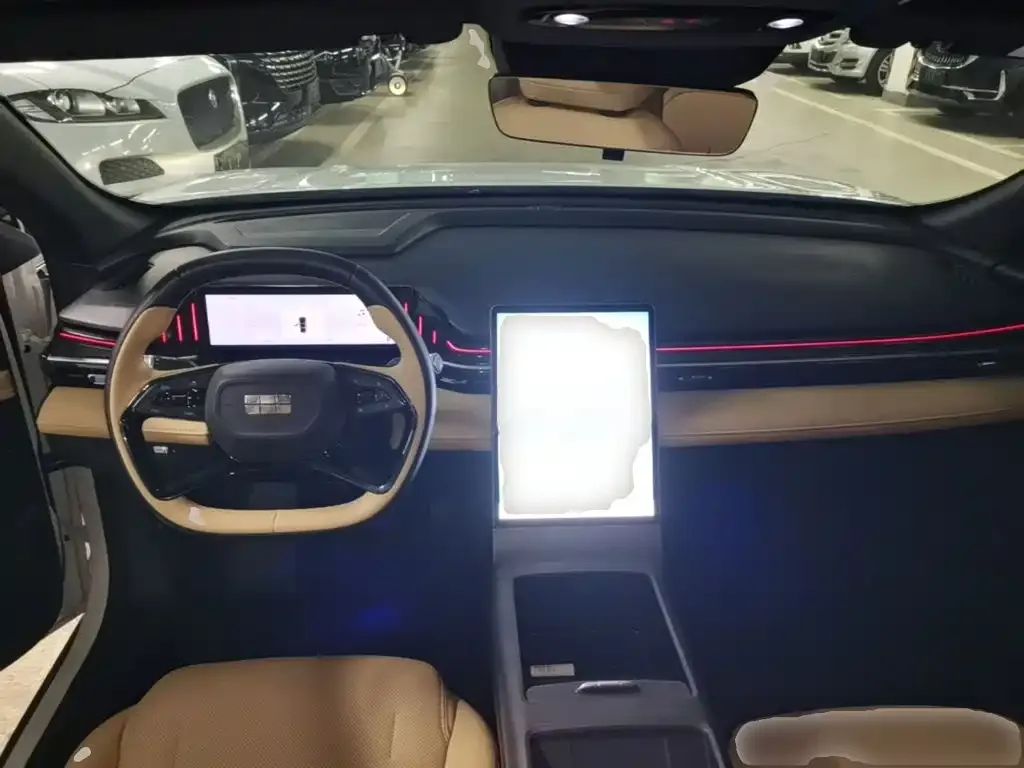 Geely Galaxy L6 — фото 3