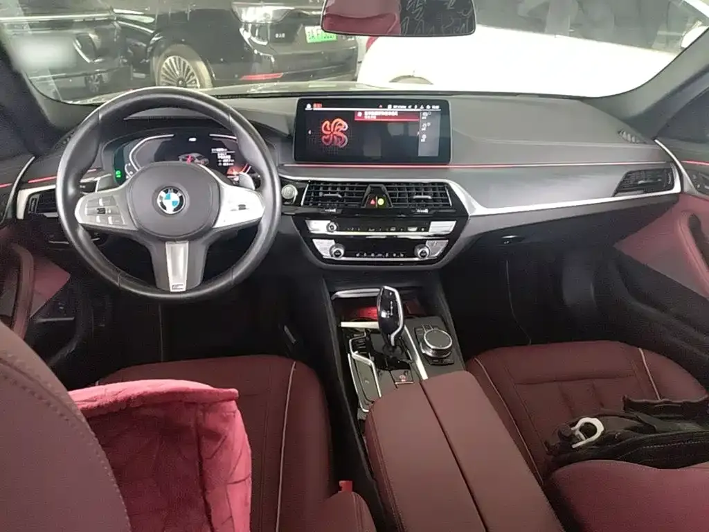 BMW 5 Series — фото 4