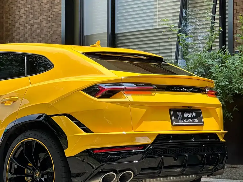 Lamborghini Urus — фото 5