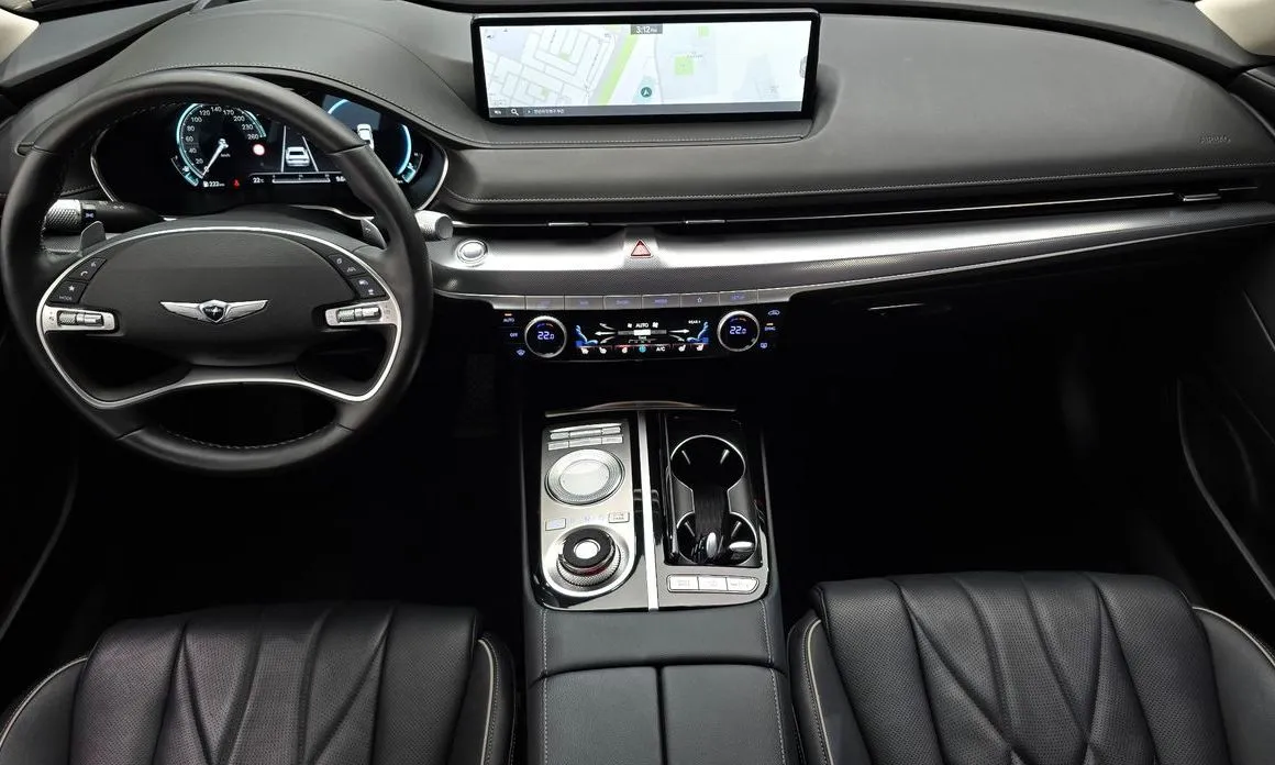Genesis G80 — фото 2