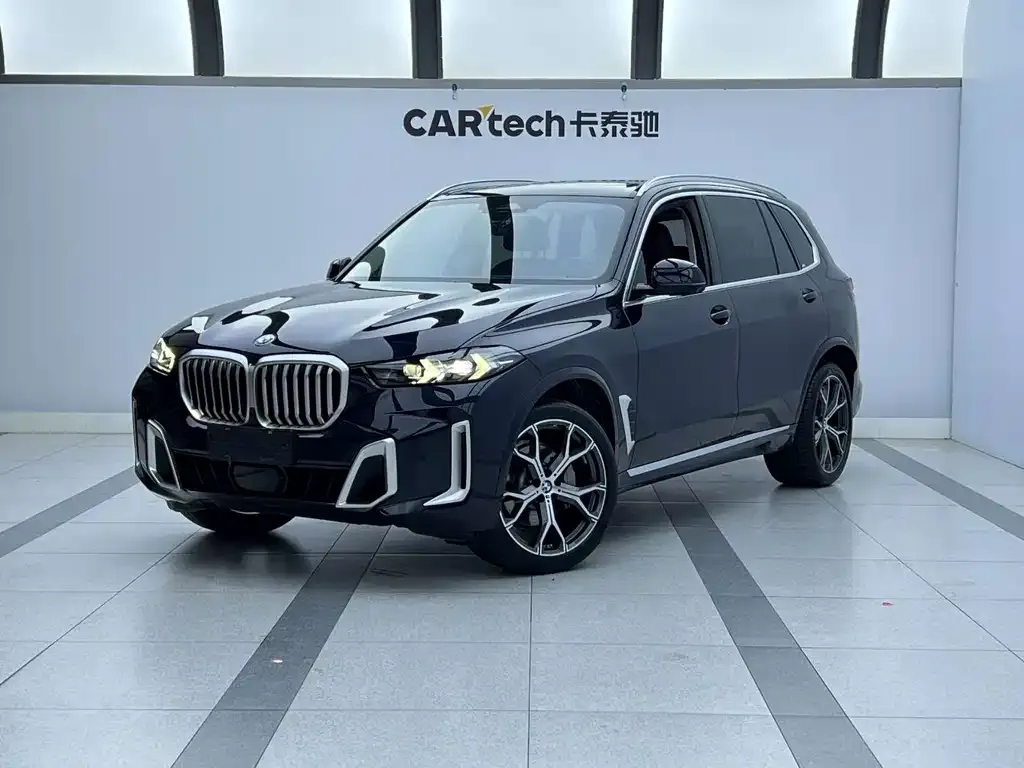 BMW X5 — фото 1