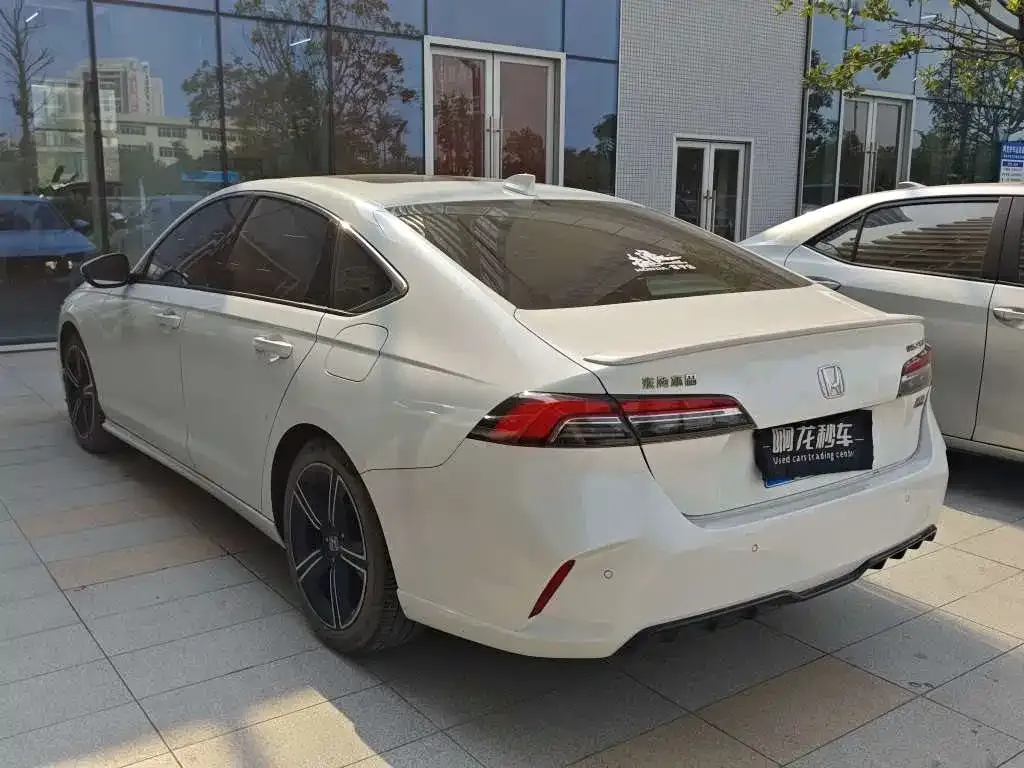 Honda Inspire — фото 9