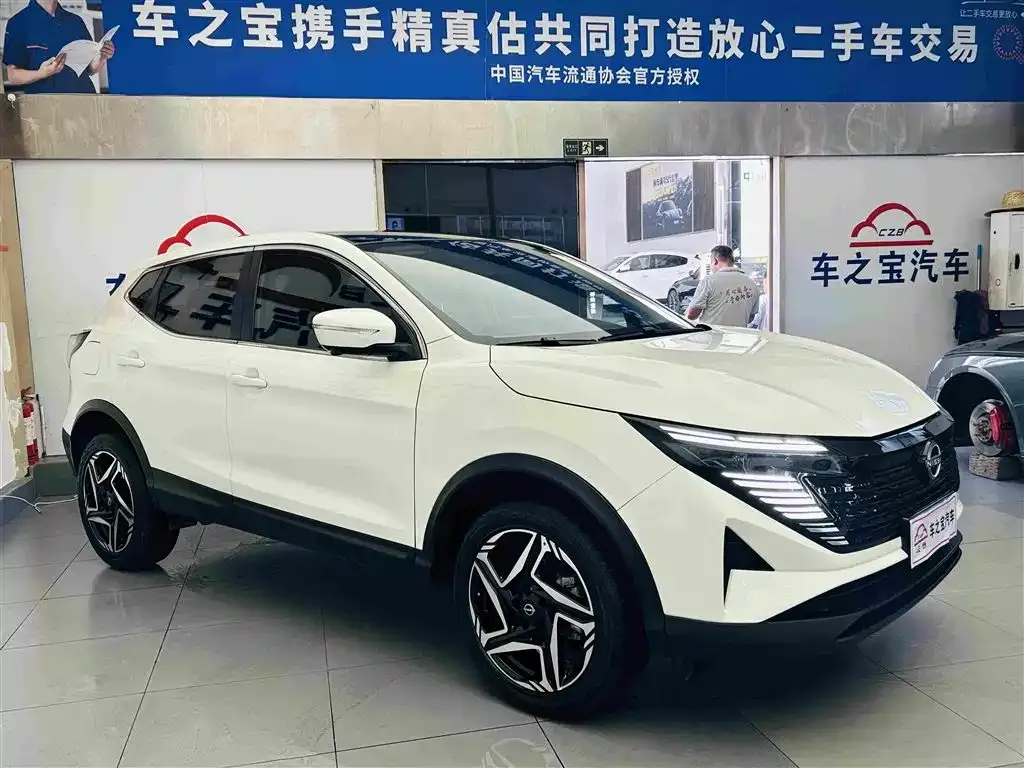 Nissan Qashqai — фото 10