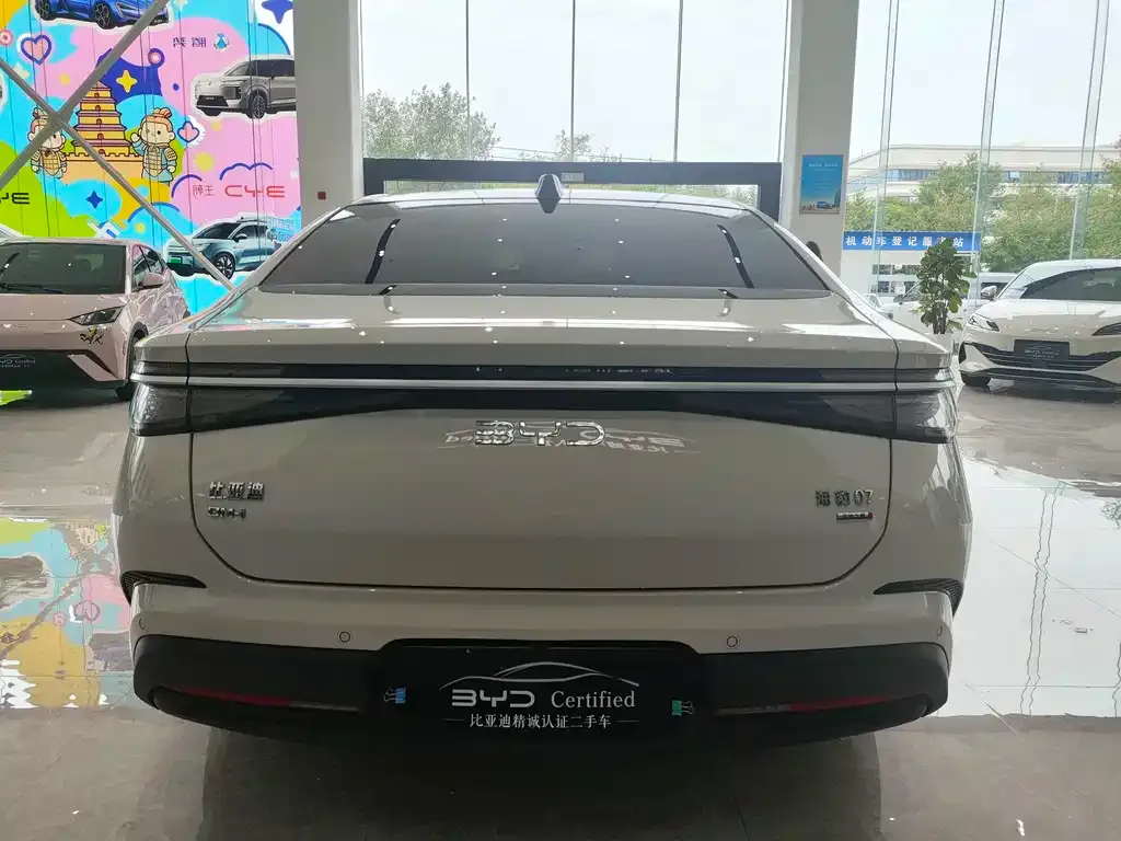 BYD Seal 07 DM-i — фото 4