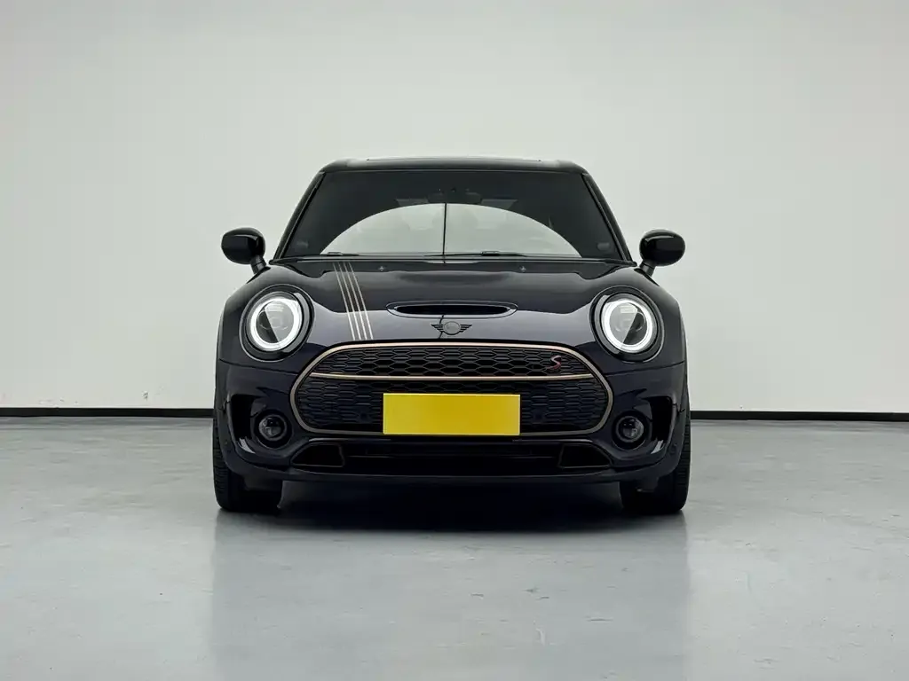 MINI Clubman — фото 7