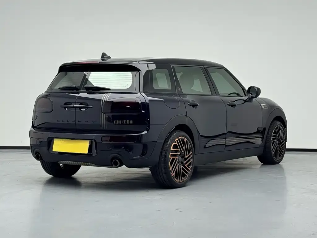 MINI Clubman — фото 9