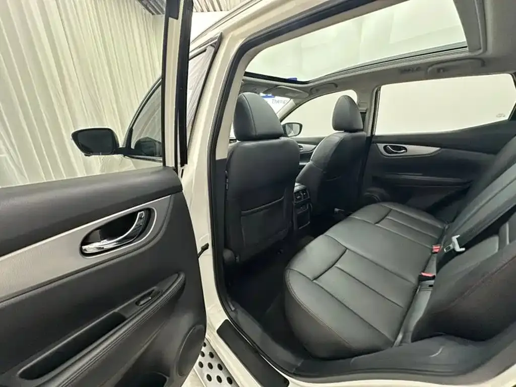Nissan Qashqai — фото 10