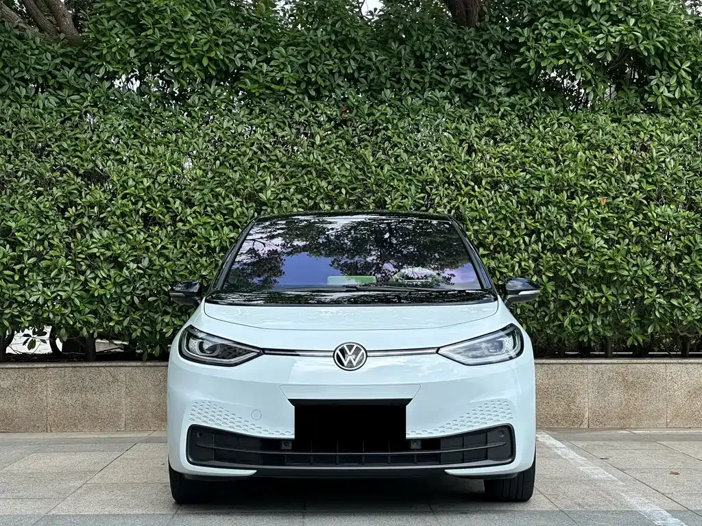 Volkswagen ID.3 — фото 10