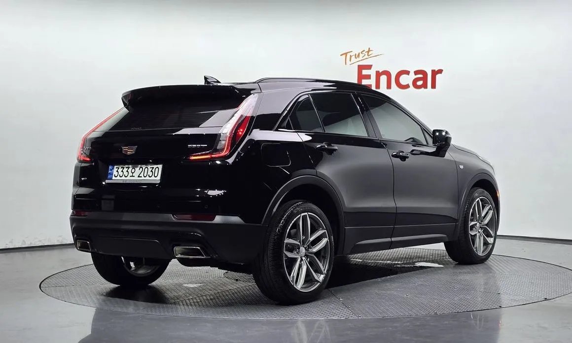 Cadillac XT4 — фото 3