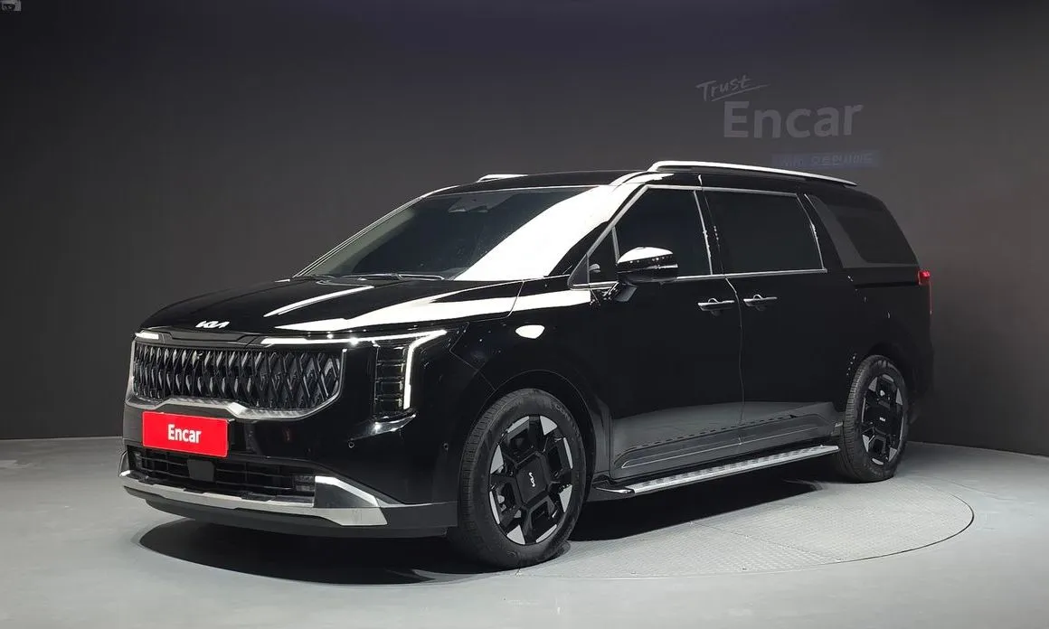 Kia Carnival — фото 1