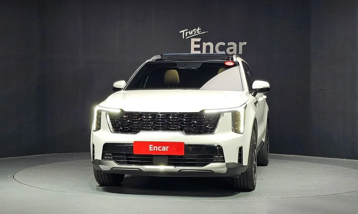 Kia Sorento — фото 6