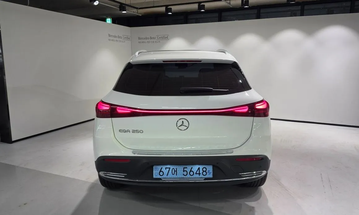 Mercedes-Benz EQA — фото 4