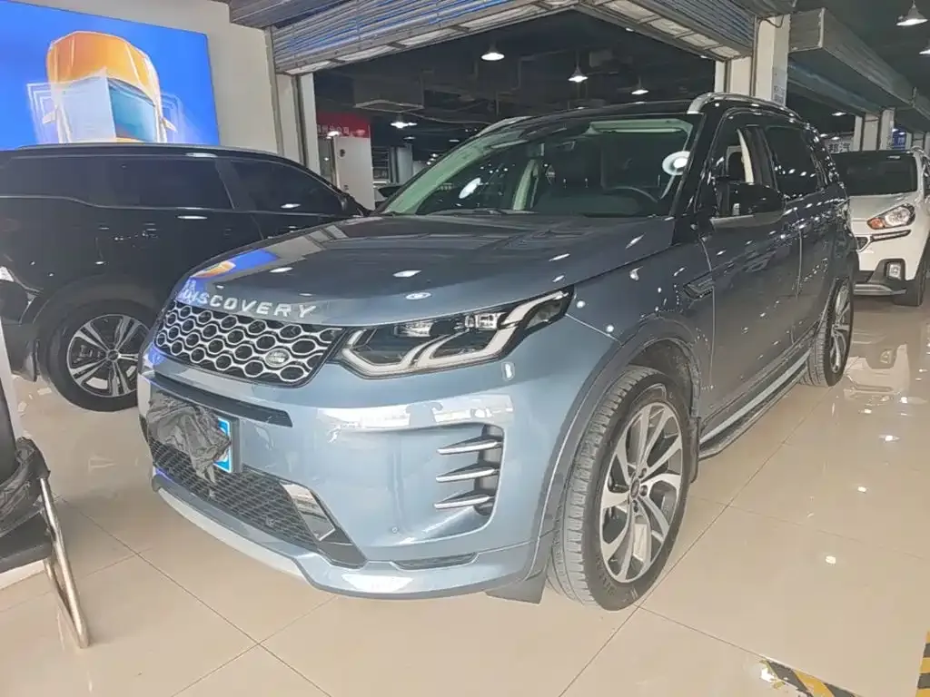 Land Rover Discovery Sport — фото 1