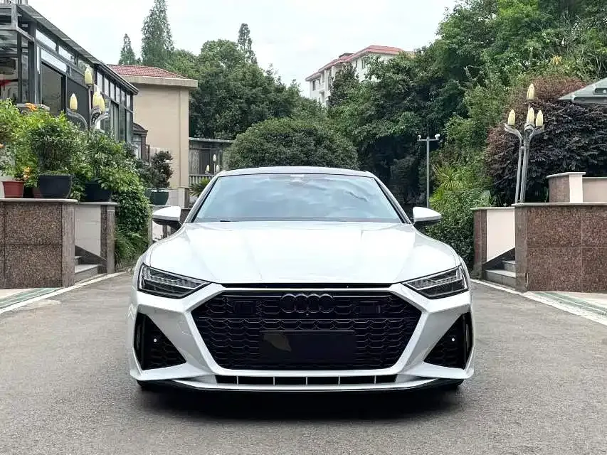 Audi A7L — фото 9