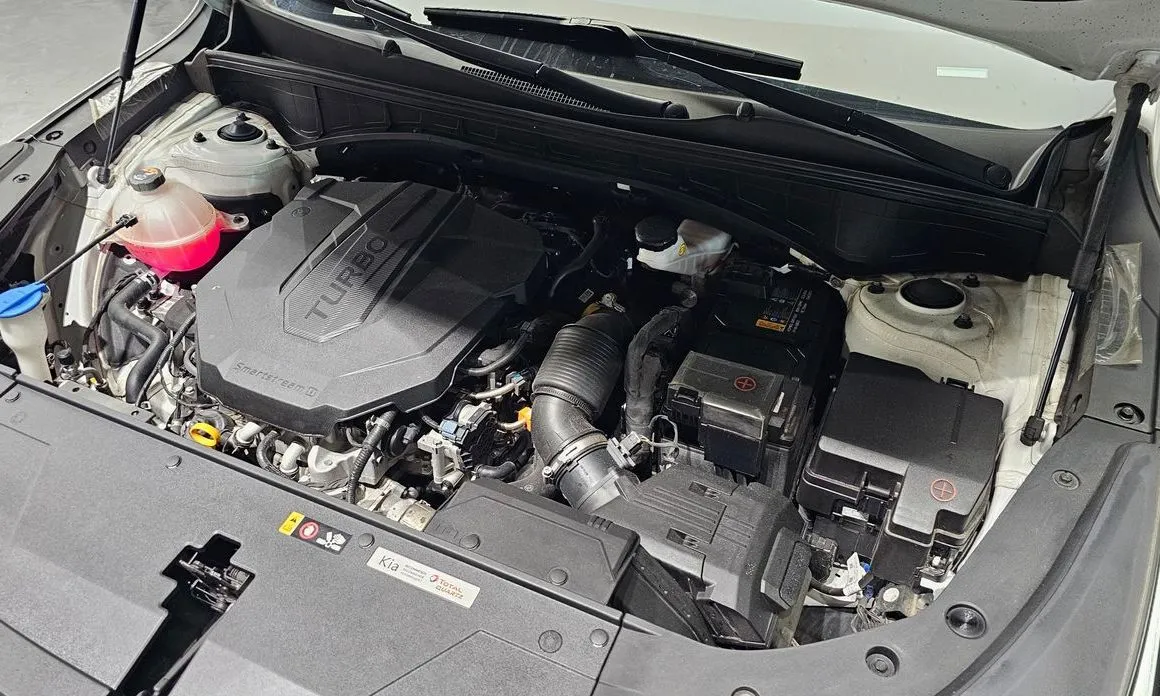 Kia Sorento — фото 9