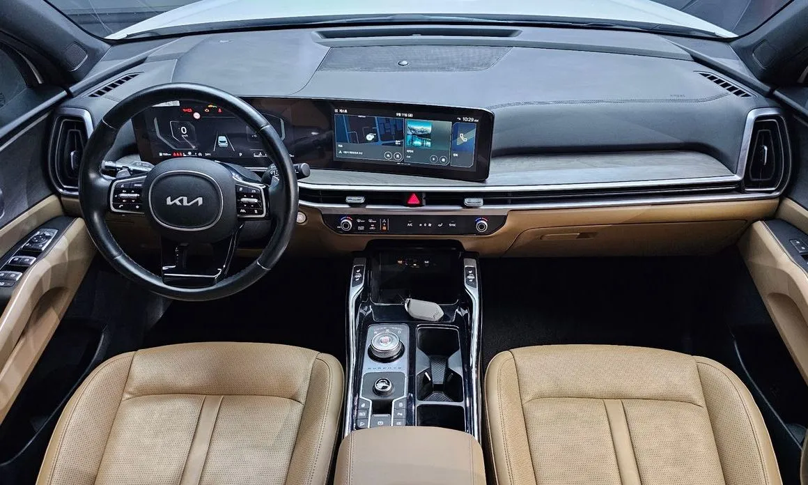 Kia Sorento — фото 7