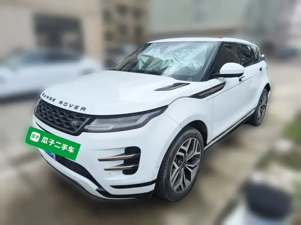 Land Rover Evoque — фото 1