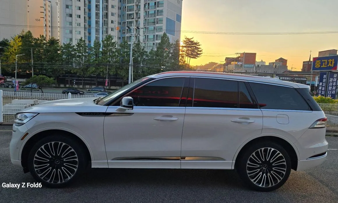 Lincoln Aviator — фото 10