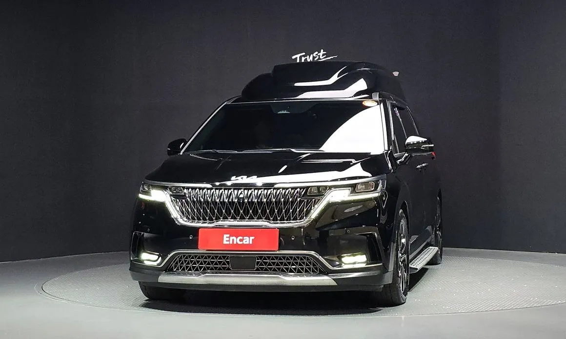 Kia Carnival — фото 10