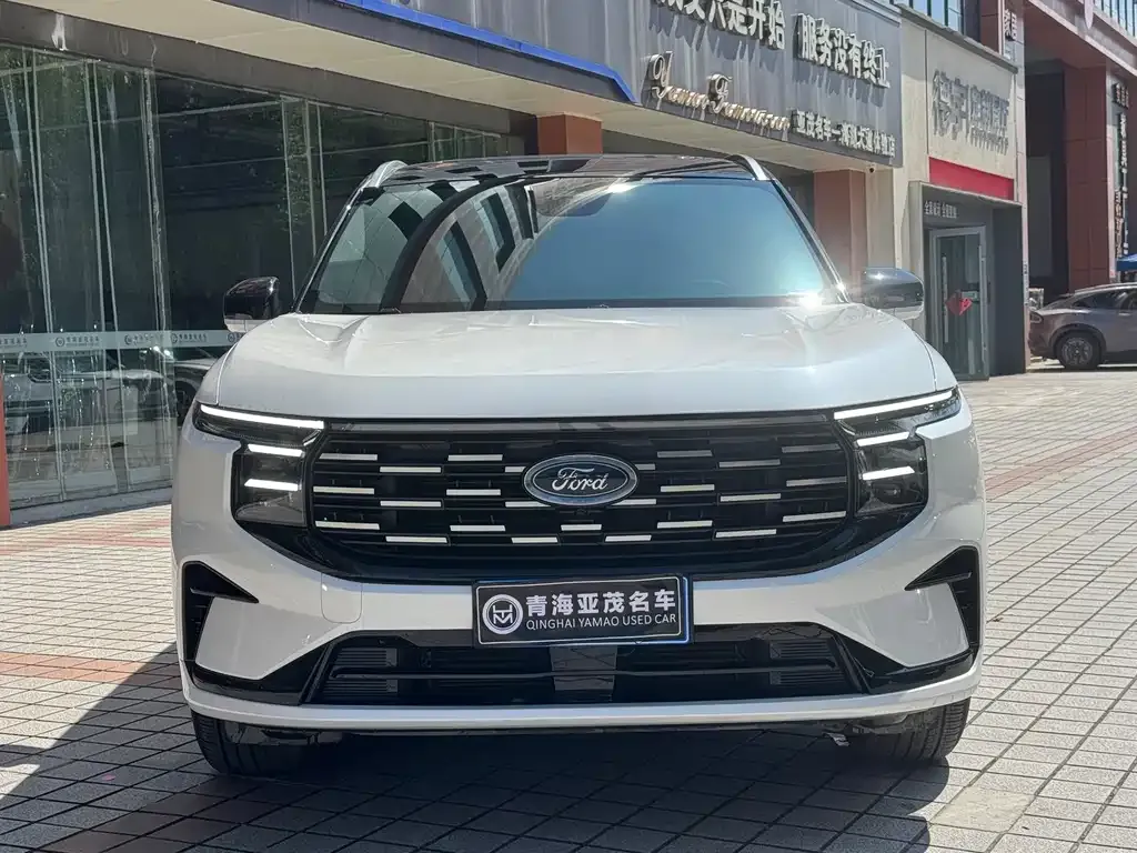 Ford Edge — фото 4