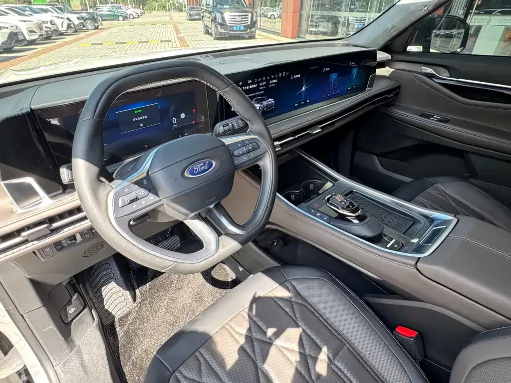Ford Edge — фото 5