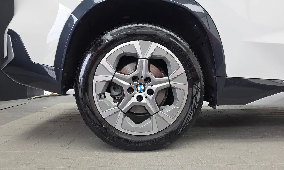 BMW X1 — фото 10