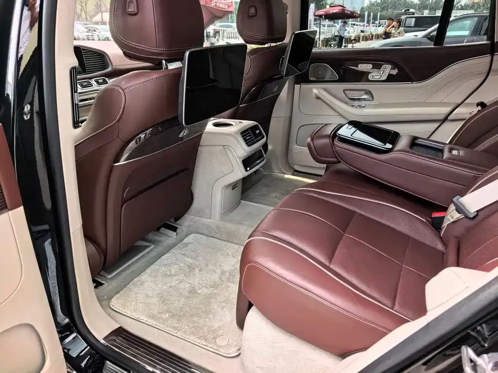 Mercedes-Benz GLS — фото 3