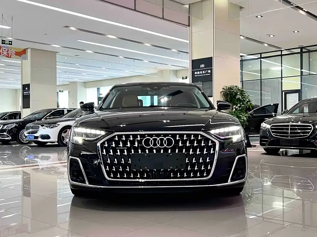 Audi A8 — фото 4