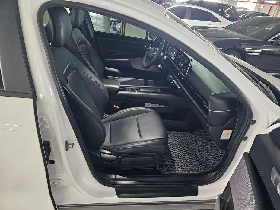 Hyundai Ioniq6 — фото 7