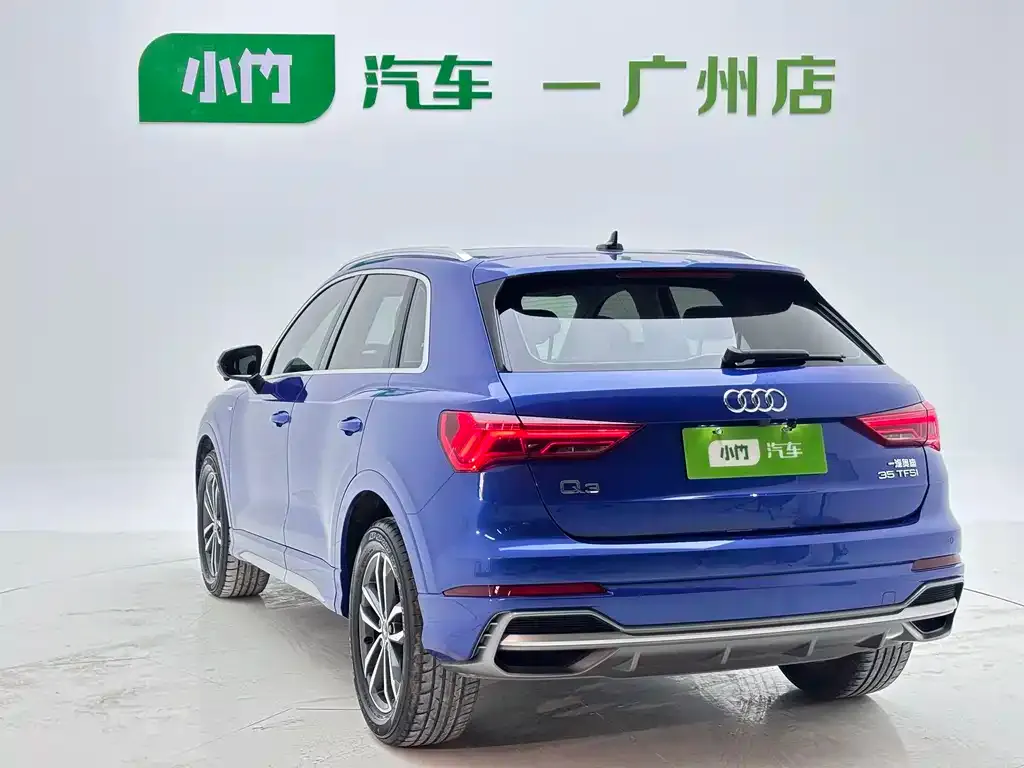 Audi Q3 — фото 10