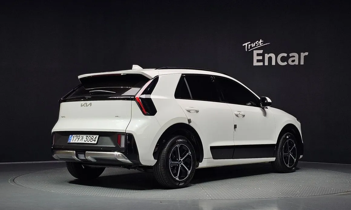 Kia Niro — фото 10